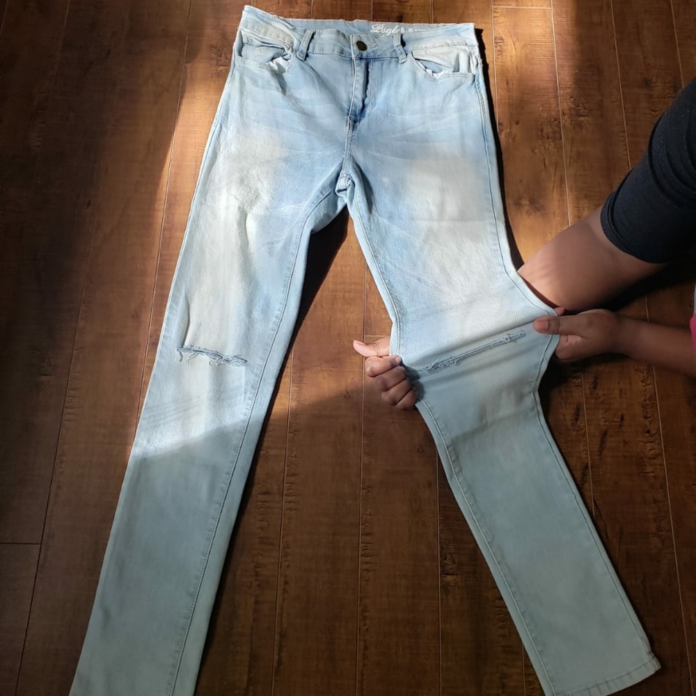 Stretchy jeans